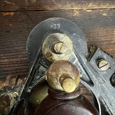 805 Antique T.S. & J.D. Negus Brass Sextant w/ Case