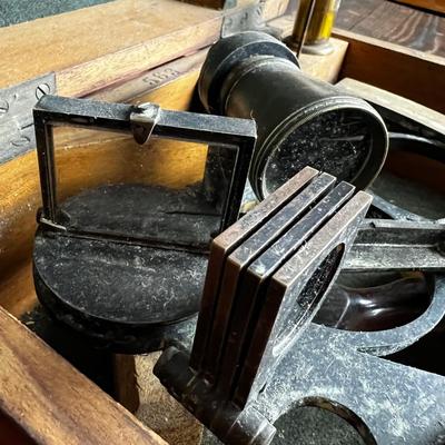 805 Antique T.S. & J.D. Negus Brass Sextant w/ Case