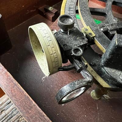 806 Vintage U.S. Navy Bureau of Ships Sextant Type Stadimeter Model. 0 with Case