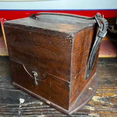 812 Vintage 1940 John E. Hand & Sons Co. Type PEX Life Boat Compass
