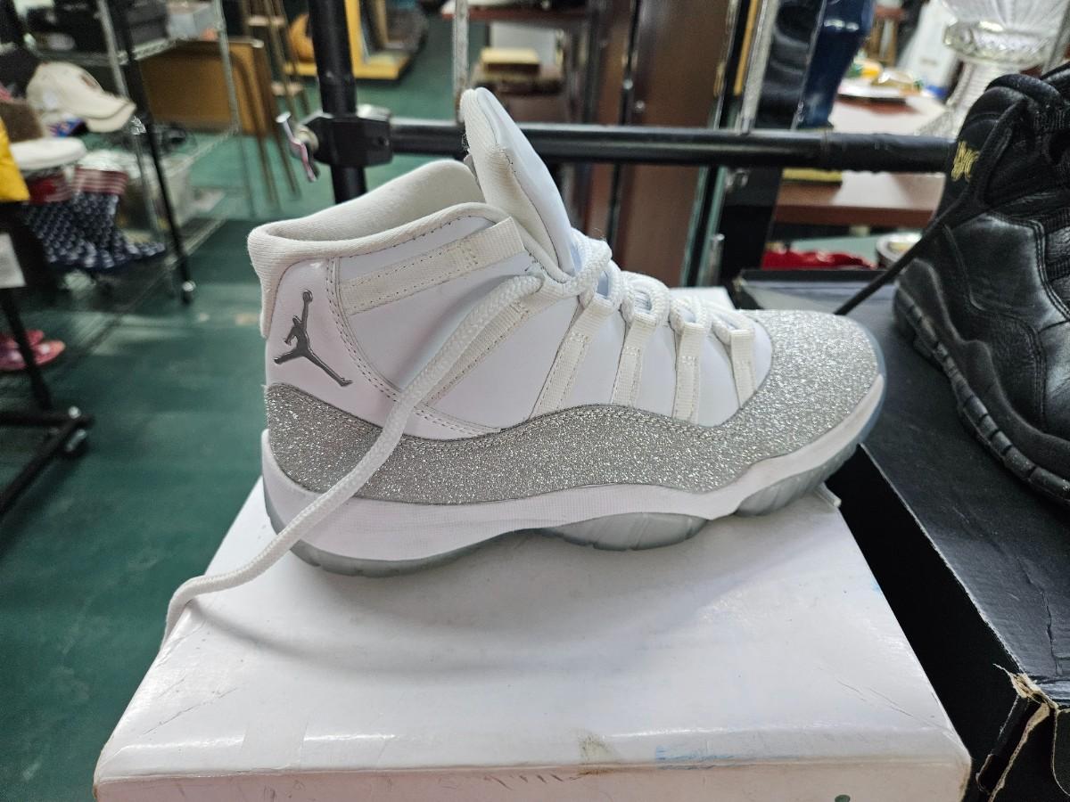 Jordan 11 best sale retro size 7