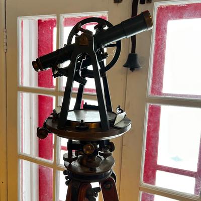821 Antique A.S. Aloe & Company Surveyor Transit Level and Compass with Tripod & Case