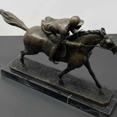 Bronze horse thoroughbred fan and jockey figurine 11 X 8