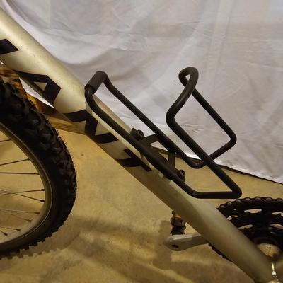 Pair of Giant Acapulco 26" Bicycles (B-JS)