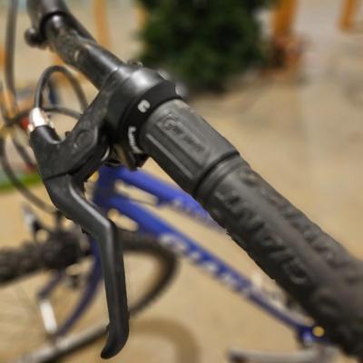 Pair of Giant Acapulco 26" Bicycles (B-JS)