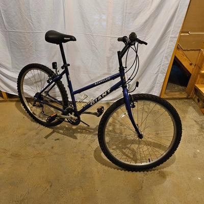 Pair of Giant Acapulco 26" Bicycles (B-JS)