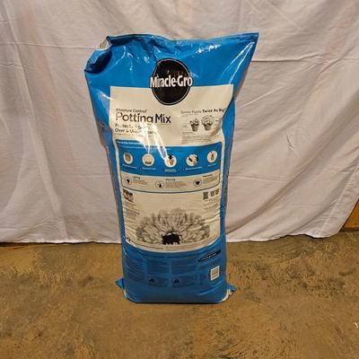 Large Ceramic Planters & Potting Mix (B-JS)