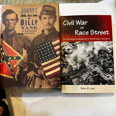 N826 WWII & Militaria Memorabilia