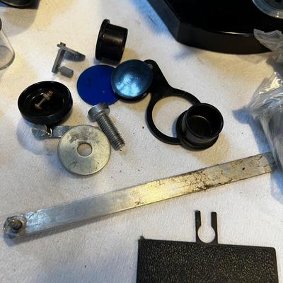N827 Vintage Nippon Kogaku Tokyo 60899 Microscope with Case