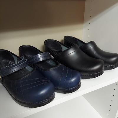 Dansko, Sanita, Jambu Comfort Shoes & More, Size 39 (PC2-BBL)