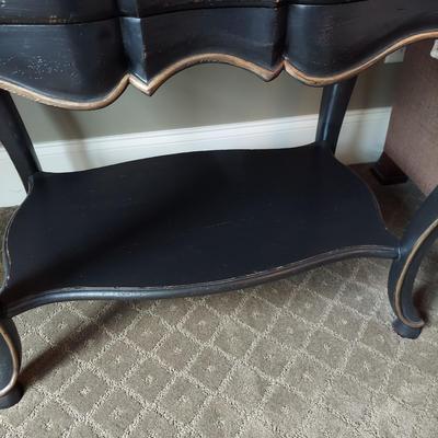 Drexel Heritage French Provincial Style Side Table (P-BBL)