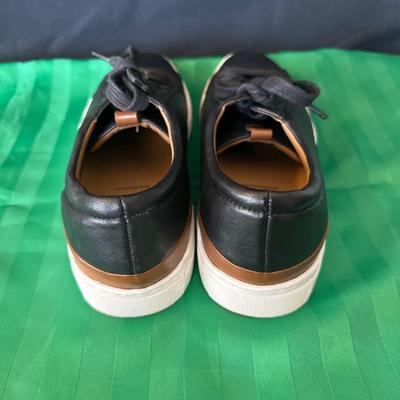 Menâ€™s Johnston & Murphy