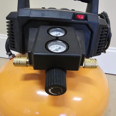 Bostitch 150 PSI Pancake Air Compressor (G-JS)