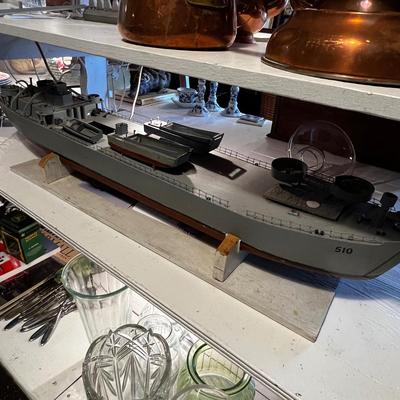 841 Vintage WWII Land Ship Tank Model