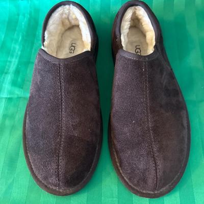 Menâ€™s Ugg Slippers