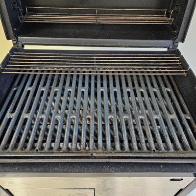 Weber Gas Grill & More (G-JS)