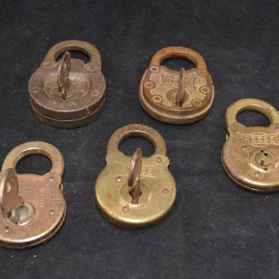 Lot of 5 Antique/Vintage Reese Padlocks with Keys