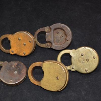 Lot of 5 Antique/Vintage Reese Padlocks with Keys