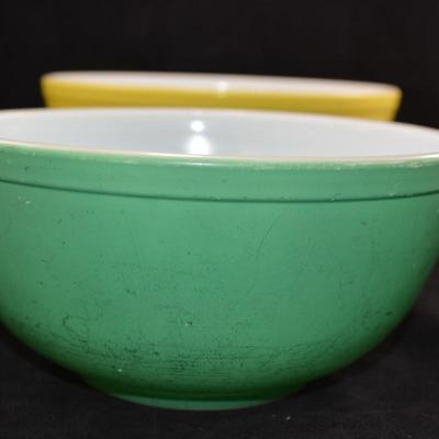 Vintage Pyrex Primary Colors Nesting Mixing Bowls