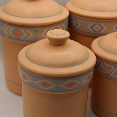 Vintage Treasure Craft Set of (4) Cannisters
