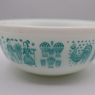 PYREX Butterprint Amish Mixing Bowl Set of (3) (See Description)