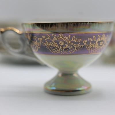 Porcelain (6) Teacups & (6) Saucers