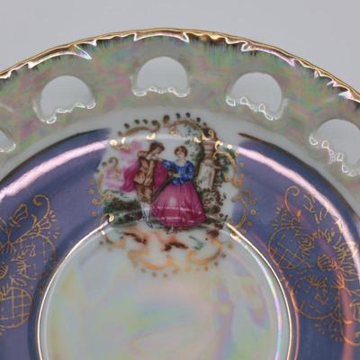 Porcelain (6) Teacups & (6) Saucers