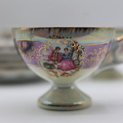 Porcelain (6) Teacups & (6) Saucers