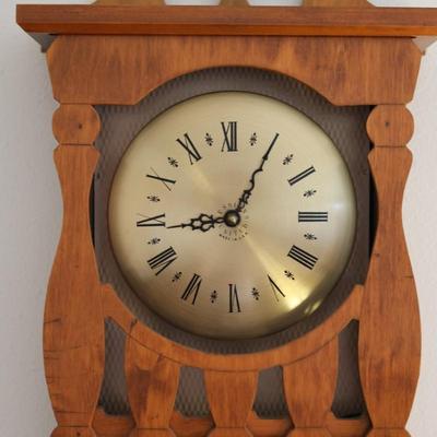 Vintage SESSIONS UNITED Electric Wall Clock (See Description)
