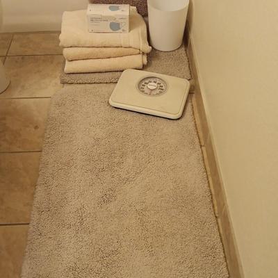 Bath towels - Bath rugs - Scale - trashcan - face masks and more