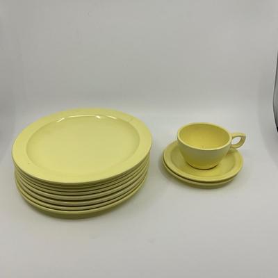 955 Set of Vintage Yellow Melamine set by Prolon