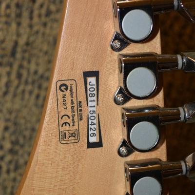 IBANEZ SA Series Solid Body Electric Guitar with Gig Bag