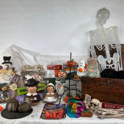Halloween and Thanksgiving decor