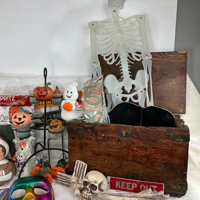 Halloween and Thanksgiving decor