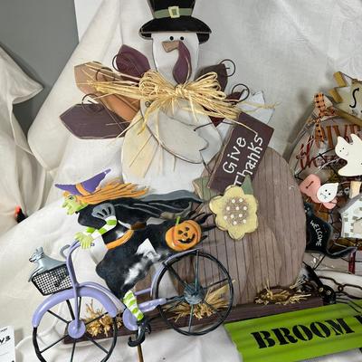 Halloween and Thanksgiving decor