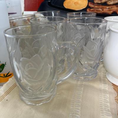Collectible crock with lid, Vintage cups