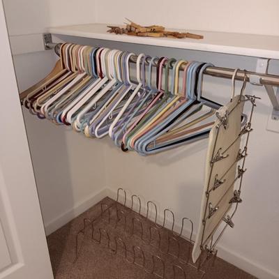 Closet organization - Clothes hangers - Shoe holder - and more