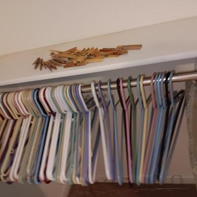Closet organization - Clothes hangers - Shoe holder - and more