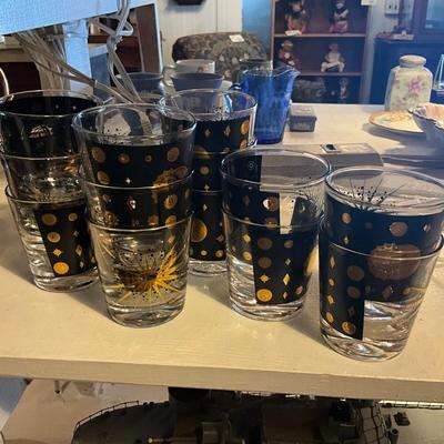 969 Vintage 38pc Set of Mid Century Modern Fred Press Drinking Glass Set