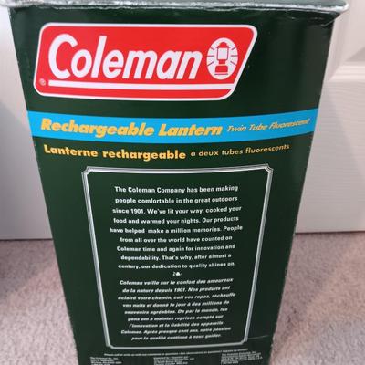 Coleman rechargeable 110 or 12 volt lantern twin tube fluorescent