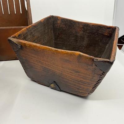 980 Primitive Wooden Box with Vintage Cranberry Scoop