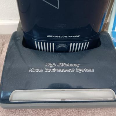 Ricar Model 8600 Vacuum cleaner with extras
