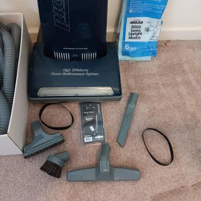 Ricar Model 8600 Vacuum cleaner with extras