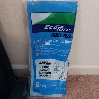 Ricar Model 8600 Vacuum cleaner with extras