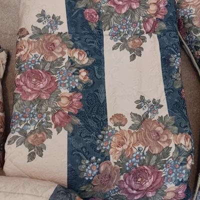 Queen size floral bedding set with two valances and pillows
