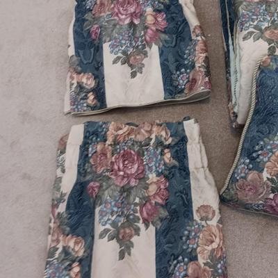 Queen size floral bedding set with two valances and pillows