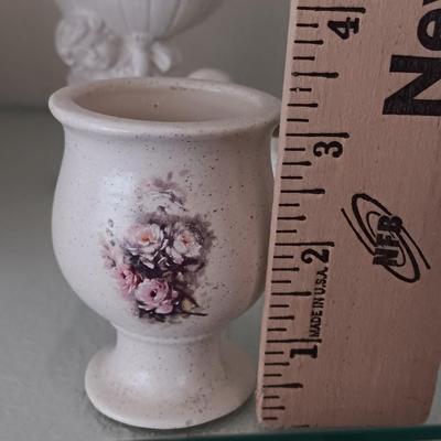 Inarco Cherub ceramic vase - dish with roses and a porcelain swan