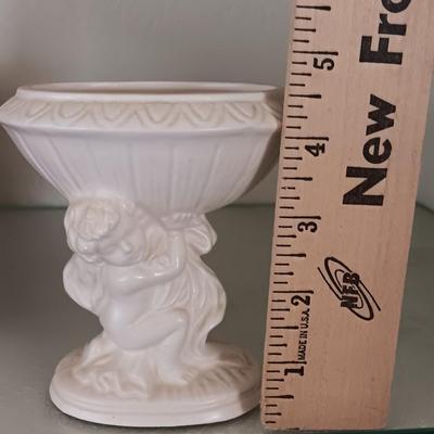 Inarco Cherub ceramic vase - dish with roses and a porcelain swan