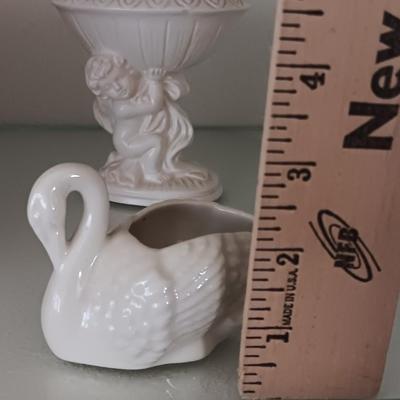 Inarco Cherub ceramic vase - dish with roses and a porcelain swan