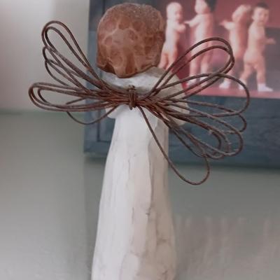Precious moments "Mother" - Willow tree Angel - Cherub and framed babies